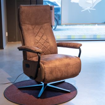 Henders & Hazel Hera